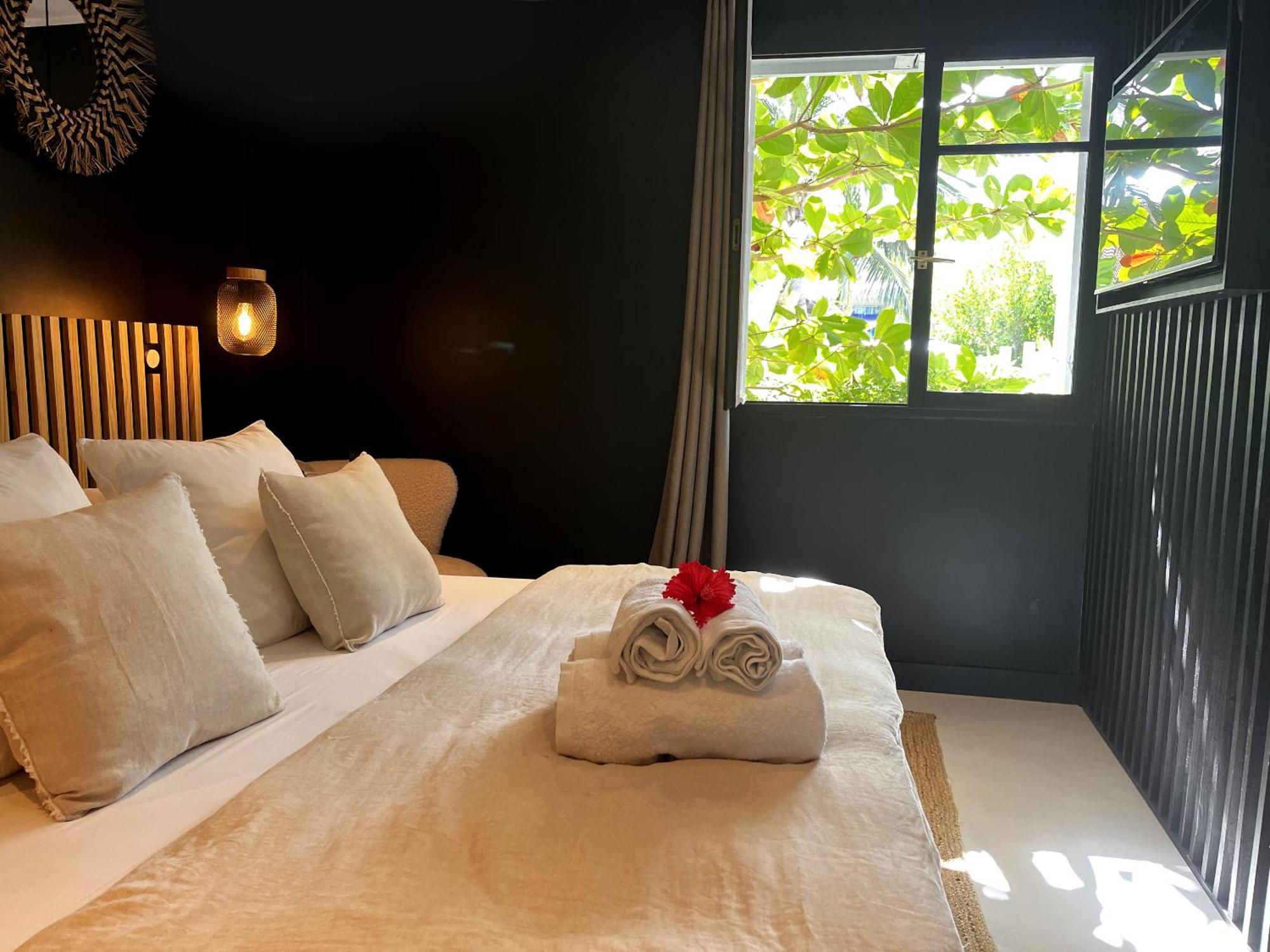 Pomme Cannelle Luxury Suites & Spa أويينت باي الغرفة الصورة